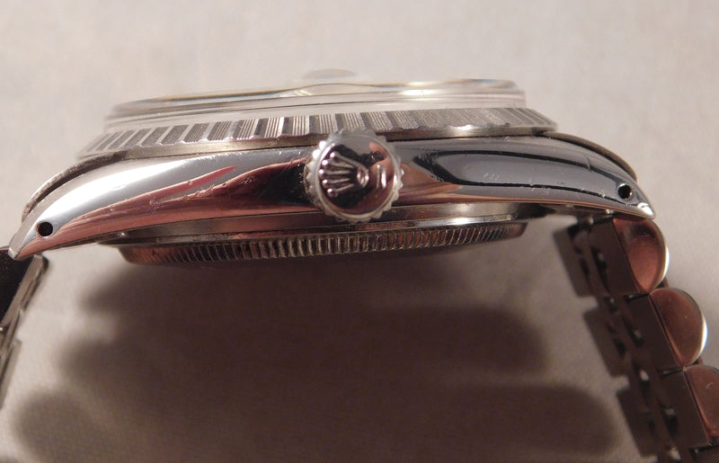 Gray Rolex Datejust 1603 Vintage 1976 Silver Sunburst Pie Pan Dial Mens Watch....36mm