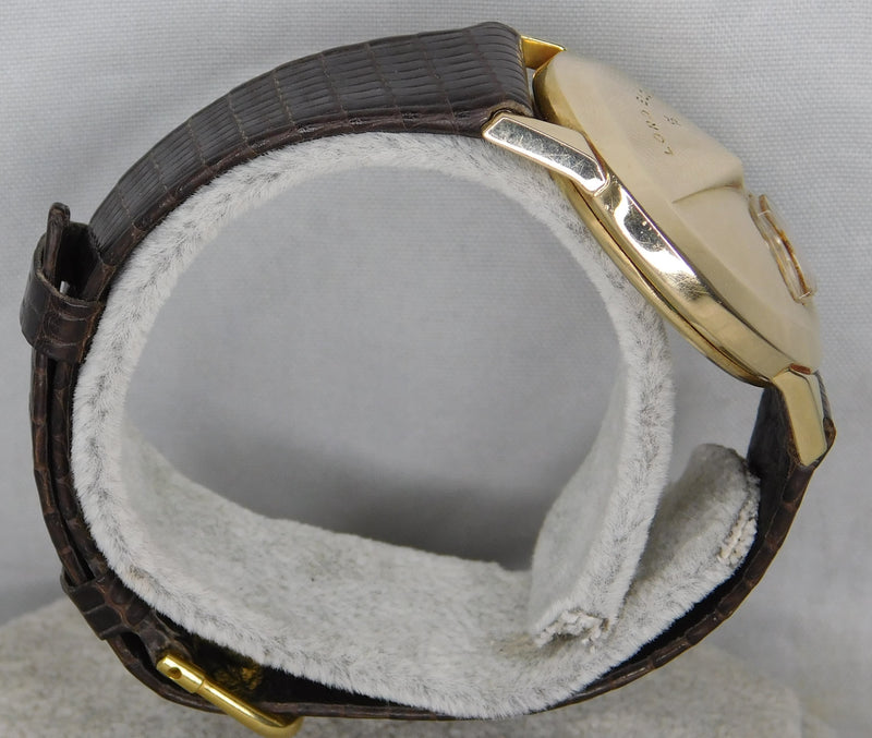 Dark Gray Lord Elgin Chevron Jump Hour Direct Read Vintage 1950's Mens Watch....31mm