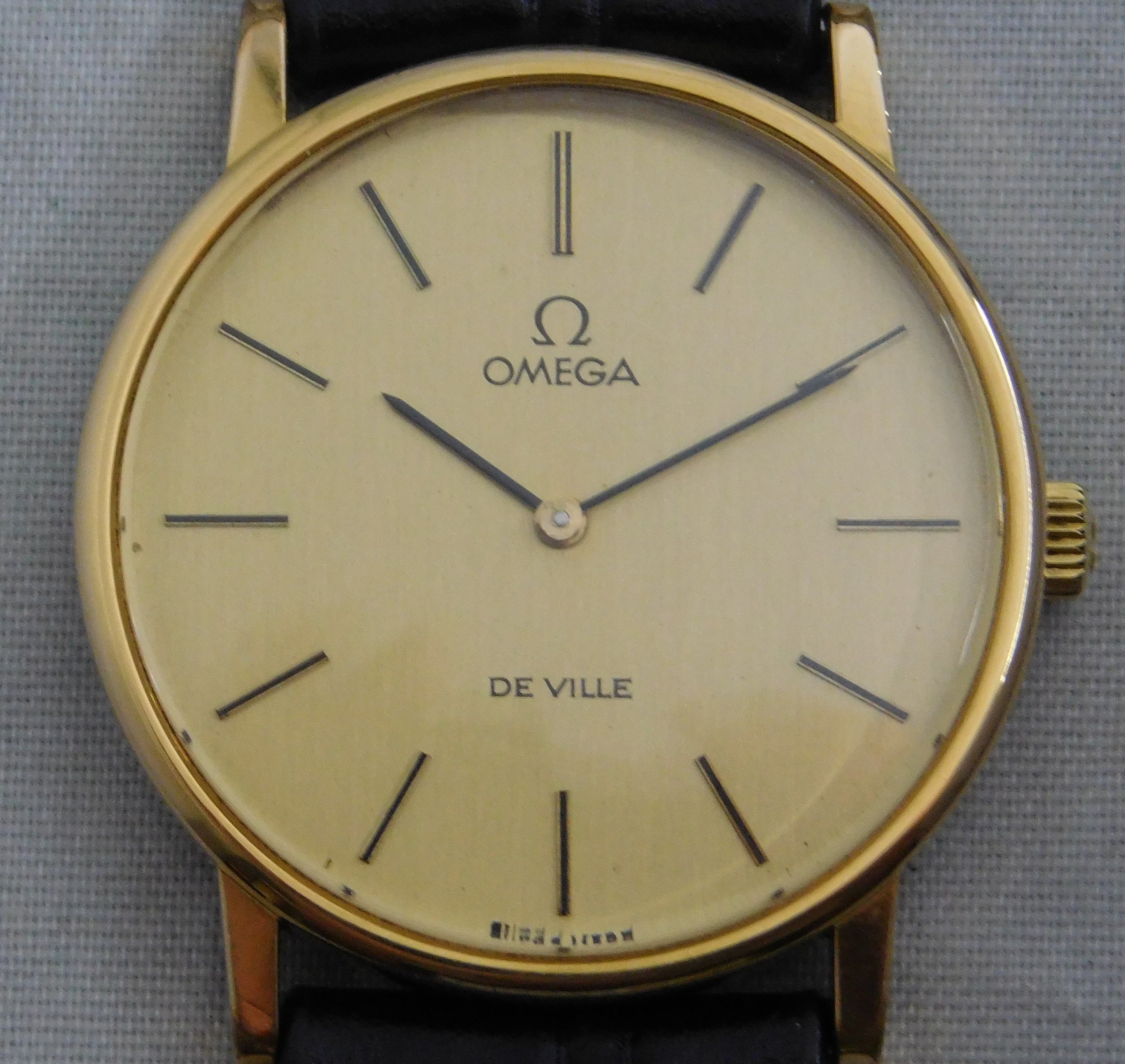 Omega DeVille Classic 17 Jewel Calibre 625 Manual Wind Gold Dial