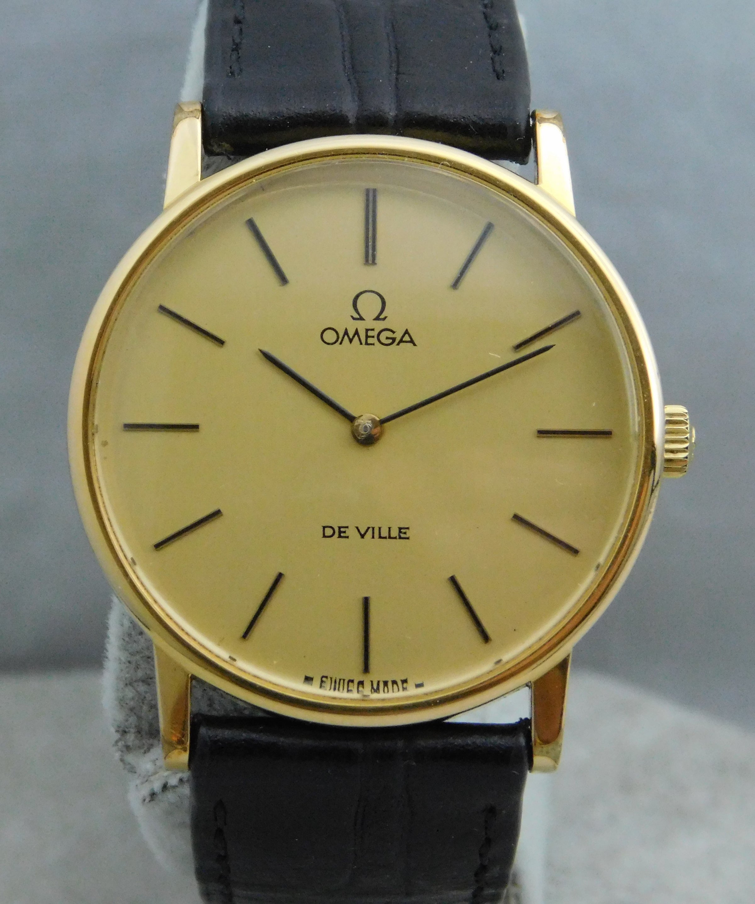 Omega DeVille Classic 17 Jewel Calibre 625 Manual Wind Gold Dial