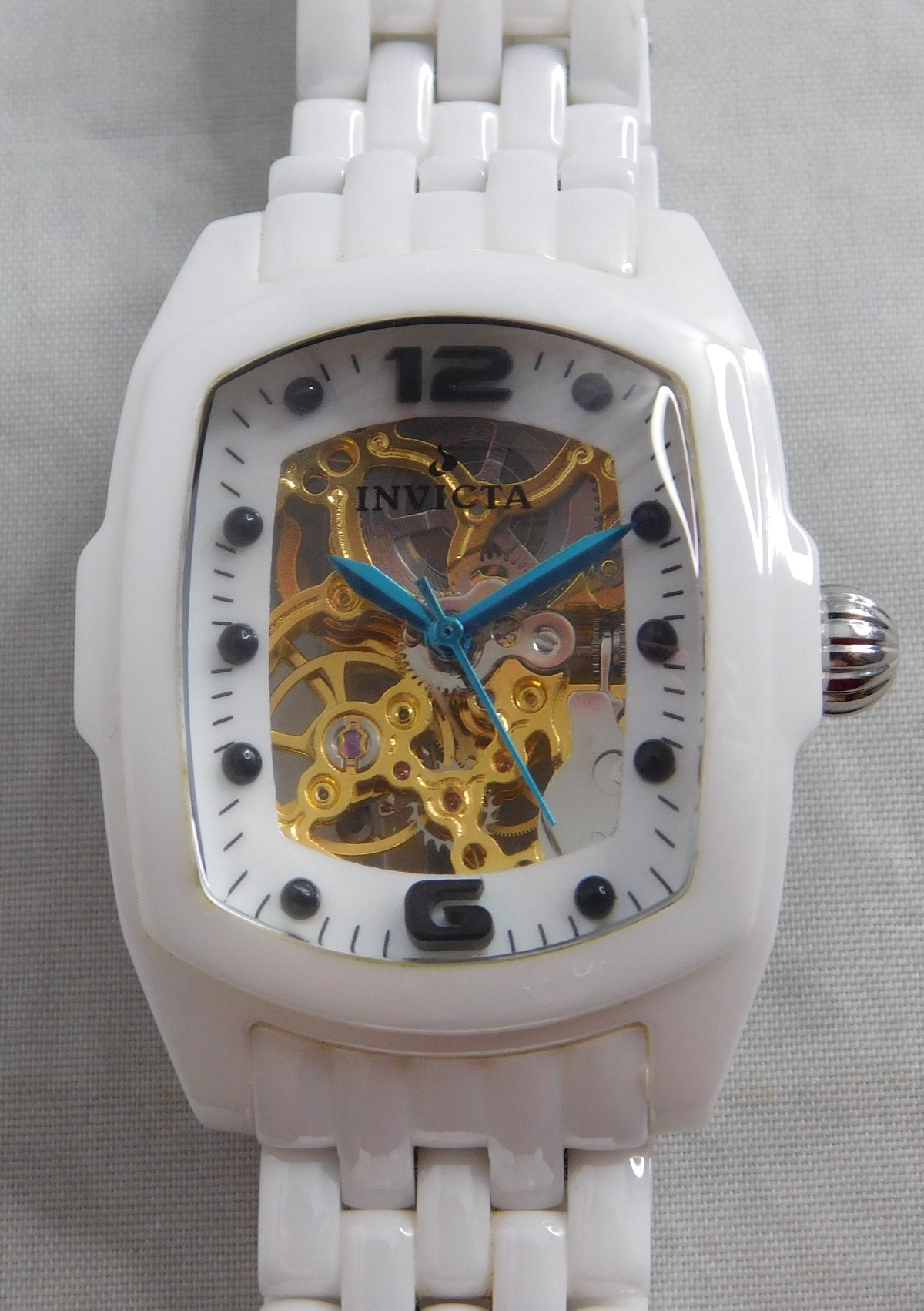 Dark Gray Invicta Lupah Model 1127 Solid White Ceramic Manual Wind Mens Watch....33mm