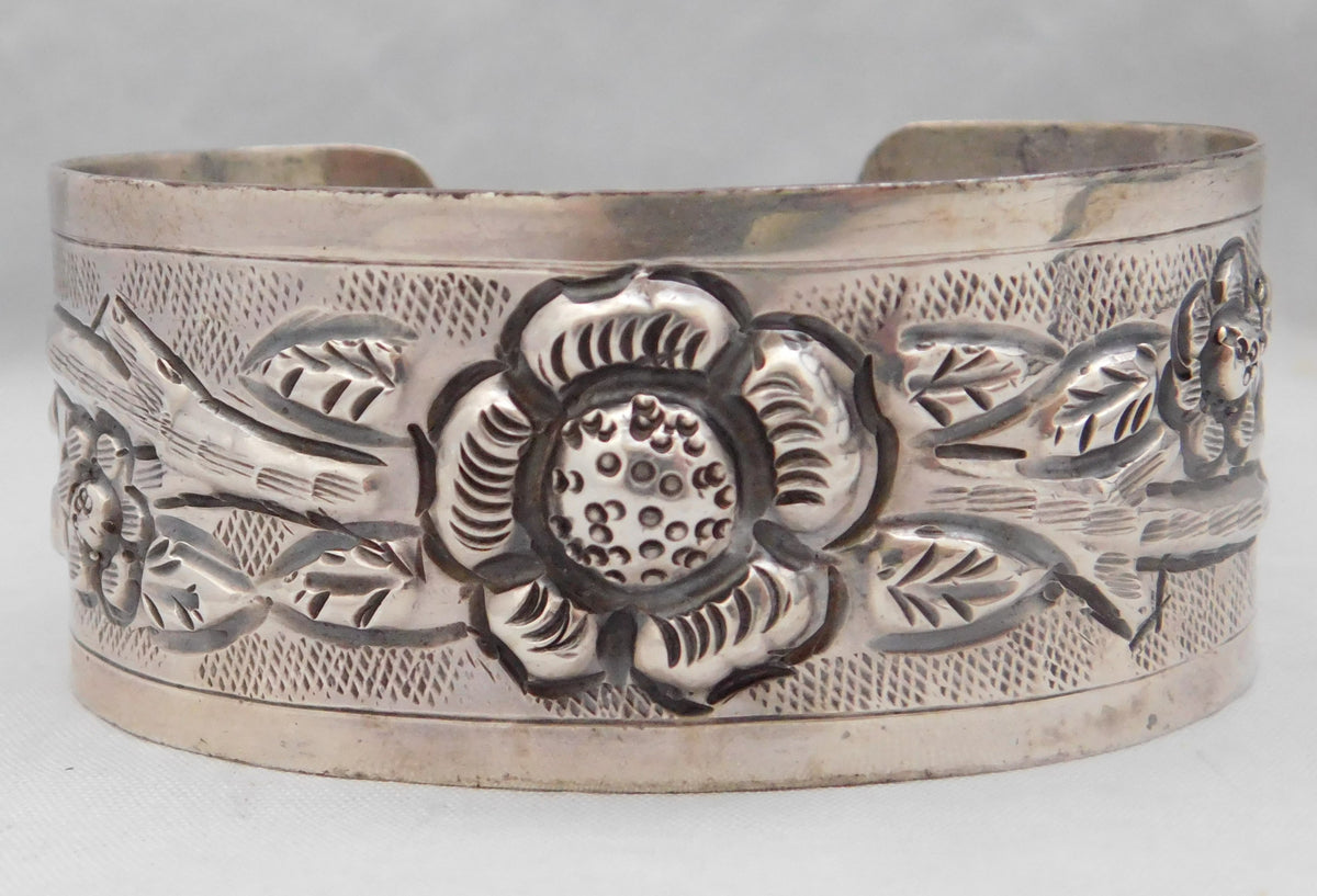 Gray Large Stunning Sterling Silver Mexico Flower Repousse Cuff Bracelet...7.5" Wrist