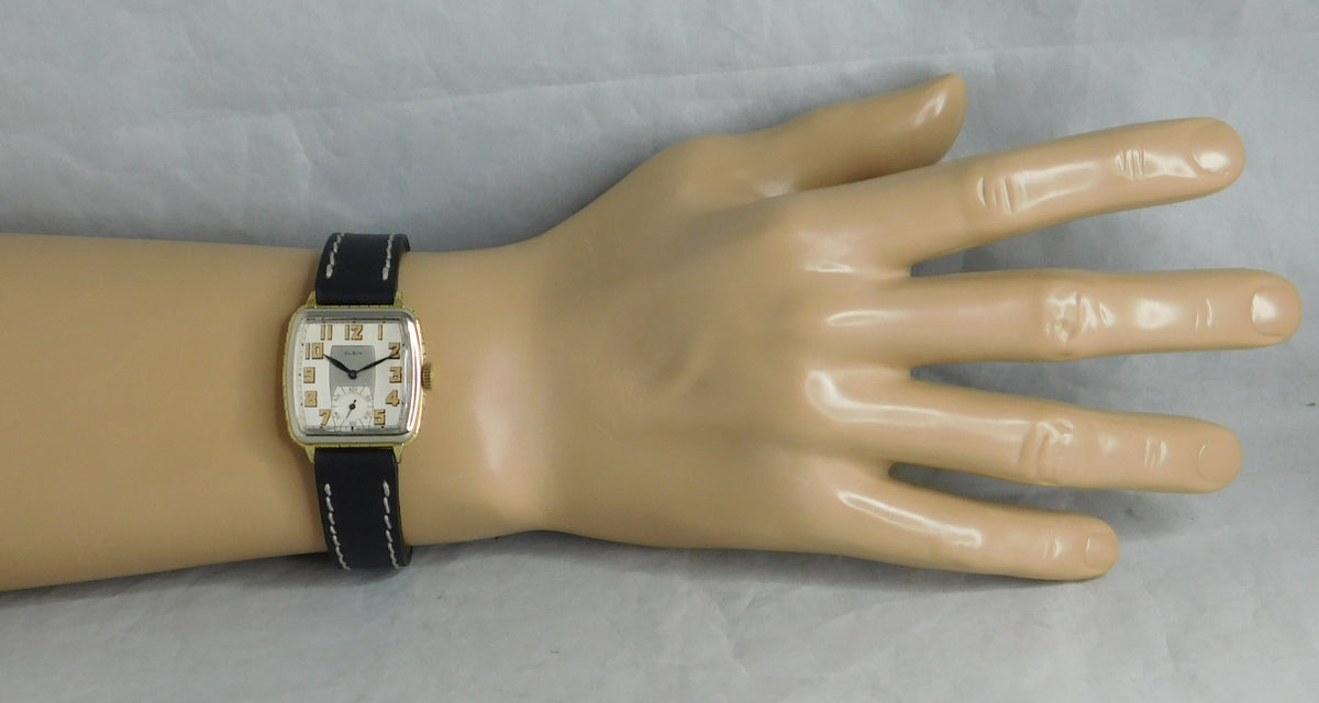 Rosy Brown Elgin Classic Restored 15 Jewel 14K Gold Filled Two Tone Mens Watch....30mm