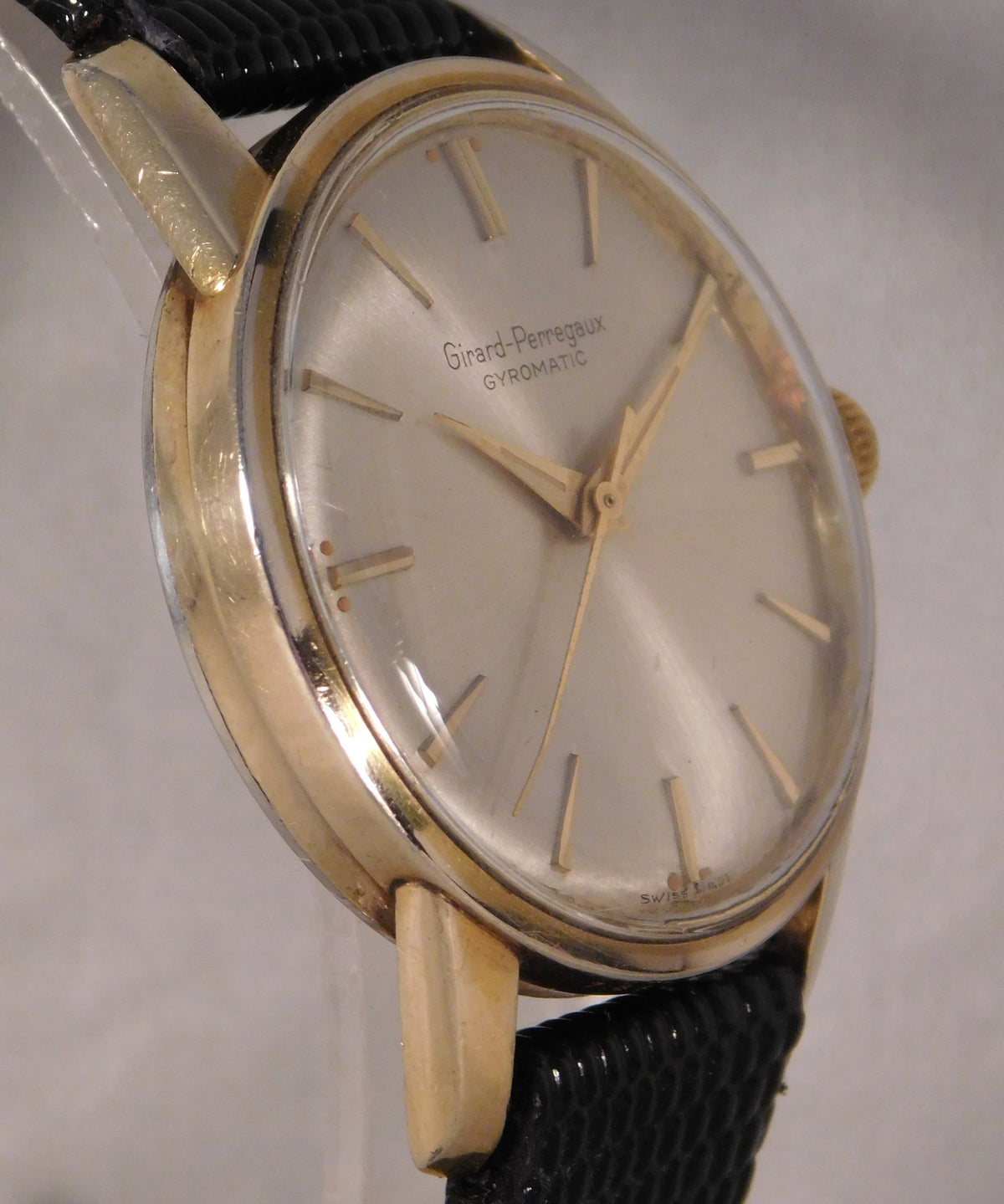 Rosy Brown Girard Perregaux Gyromatic Swiss 17 Jewel Automatic Movement Mens Watch....34mm