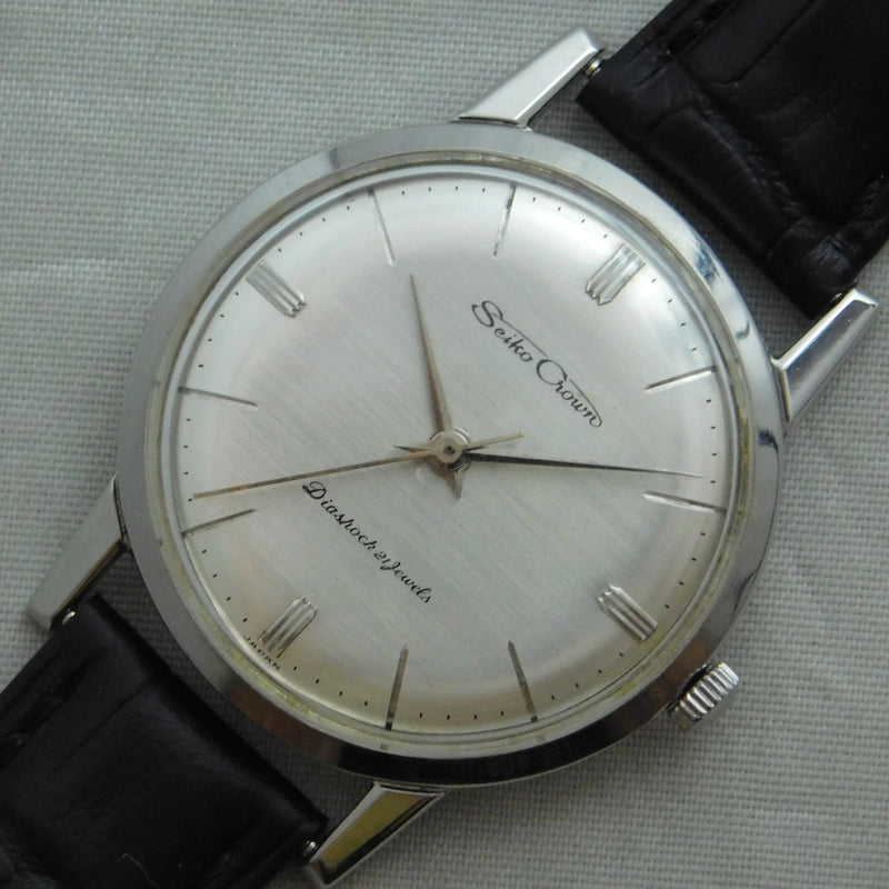 Light Slate Gray Seiko Crown Diashock Seikosha Calibre 560 Manual Wind 21 Jewel Mens Watch....35mm