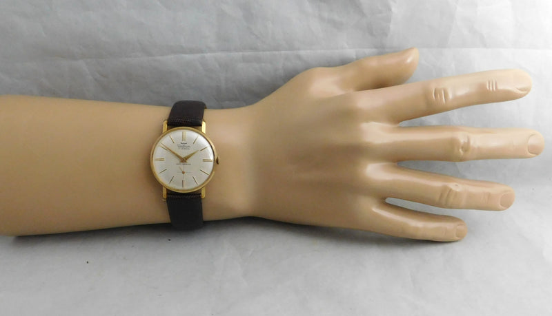 Rosy Brown Waltham Classic 17 Jewel Swiss Manual Wind GP Vintage 1960's Men’s Watch....33mm