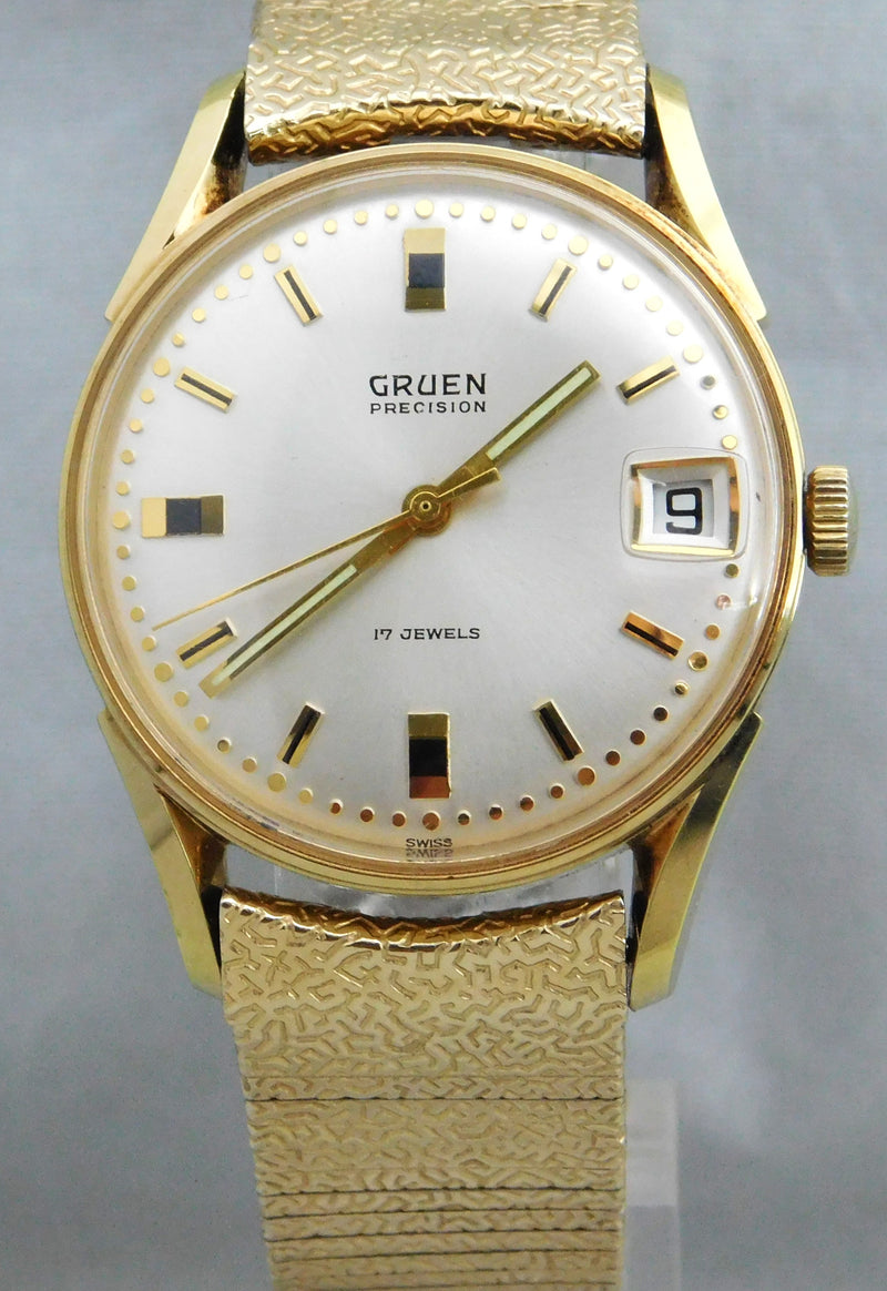 Dark Gray Gruen Precision  17 Jewels Calendar Manual Wind Vintage 1971 Mens Watch....32mm