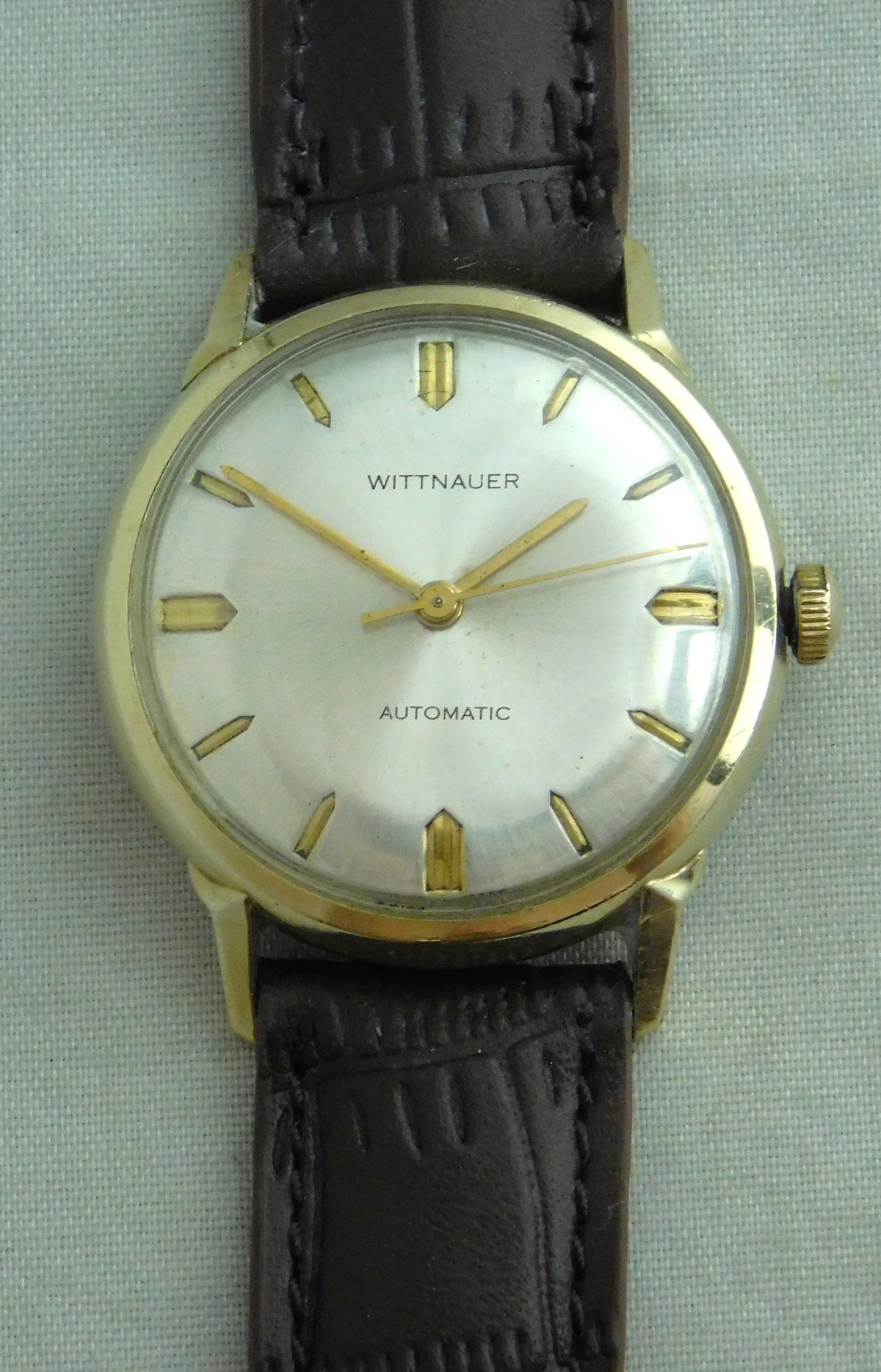 Dark Sea Green Wittnauer Swiss Automatic 10K Gold Filled 17 Jewels 1950's Mens Watch....34mm