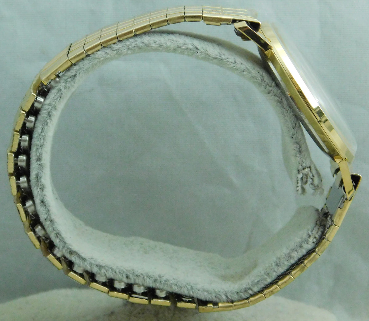 Light Slate Gray Waltham Ultra-Slim 7mm Thick Swiss Manual Wind Vintage 1960's Mens Watch  33mm
