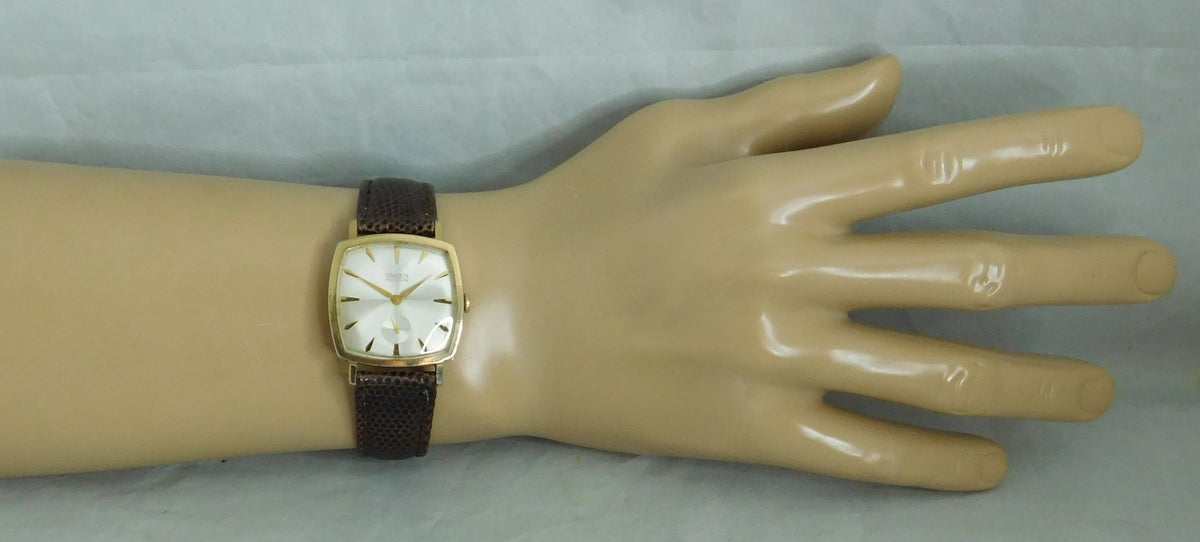 Dark Khaki Gruen Precision  Swiss 17 Jewels Manual Wind Vintage 1960's Mens Watch   31mm