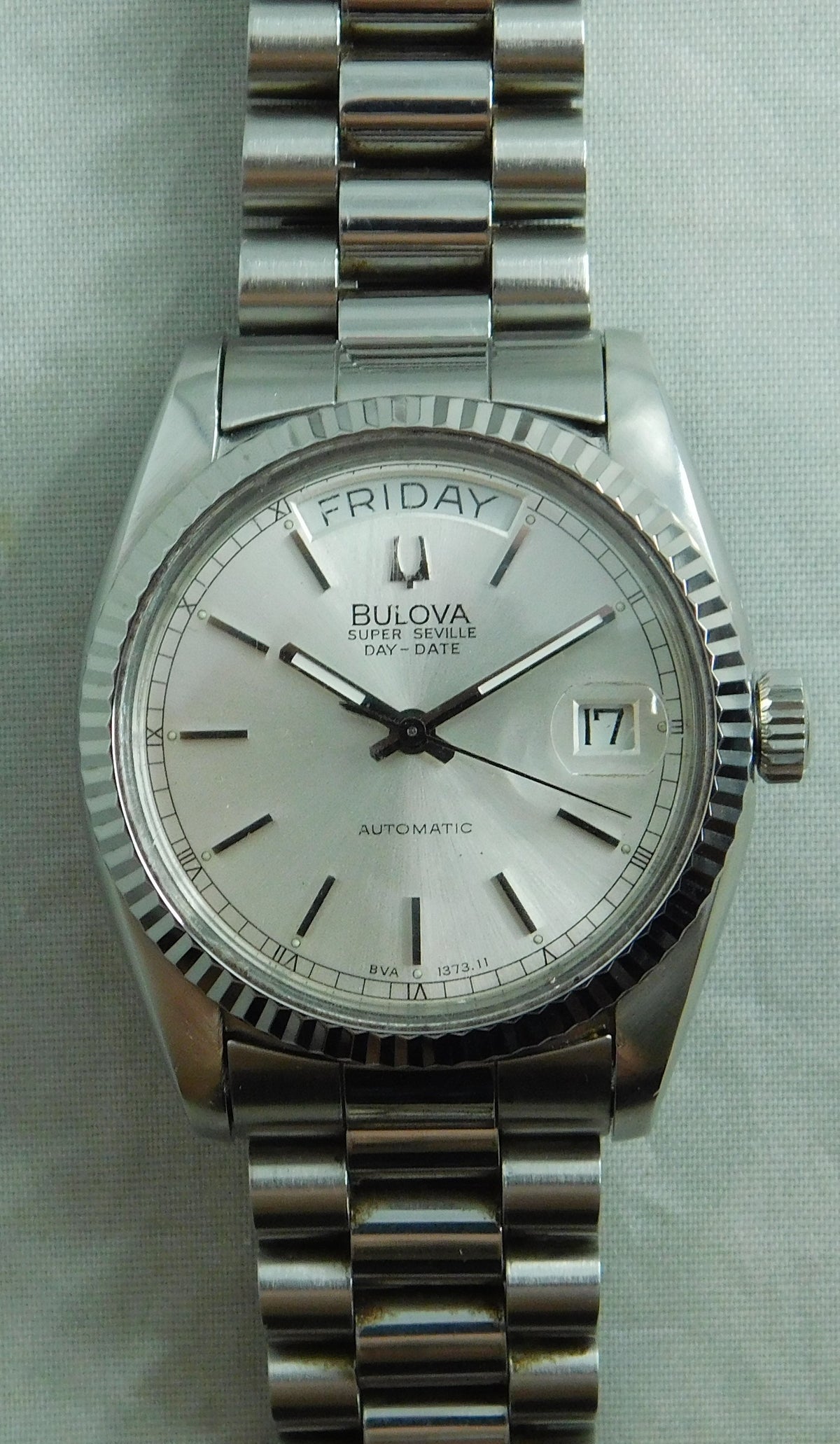 Dark Sea Green Bulova Super Seville Day - Date SS 1980's Swiss Automatic Mens Watch   36mm