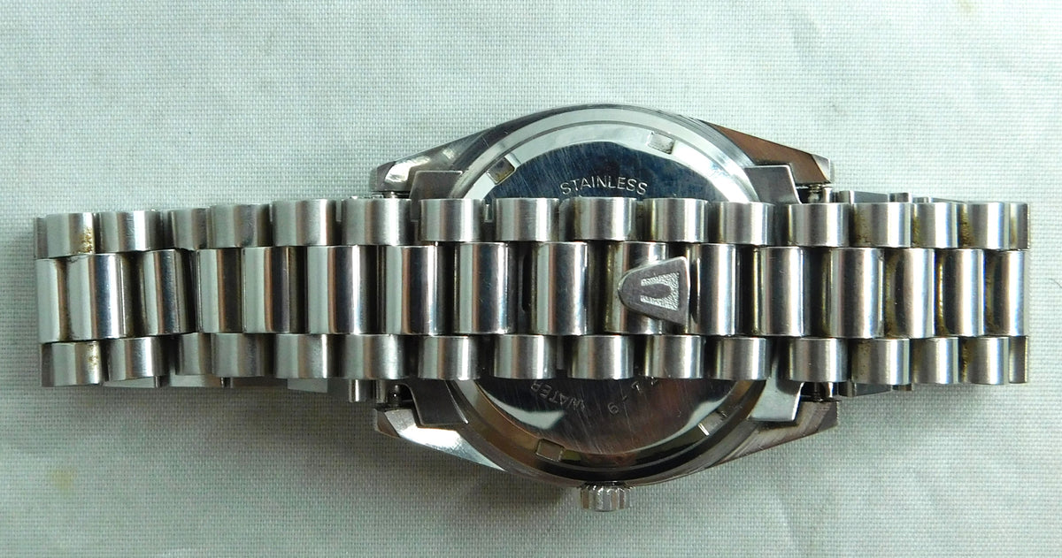Gray Bulova Super Seville Day - Date SS 1980's Swiss Automatic Mens Watch   36mm