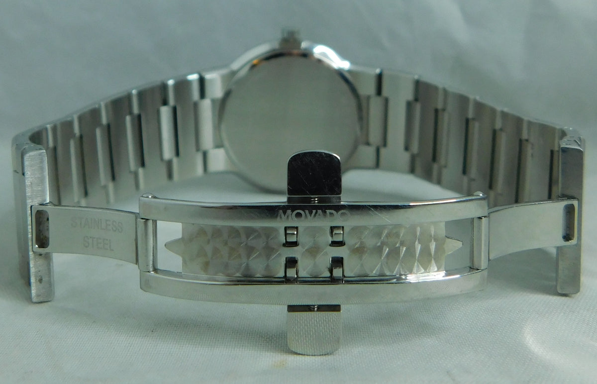 Slate Gray Movado Safiro Stainless Steel Black Dial 84G11885 Circa 2010's Mens Watch   38mm