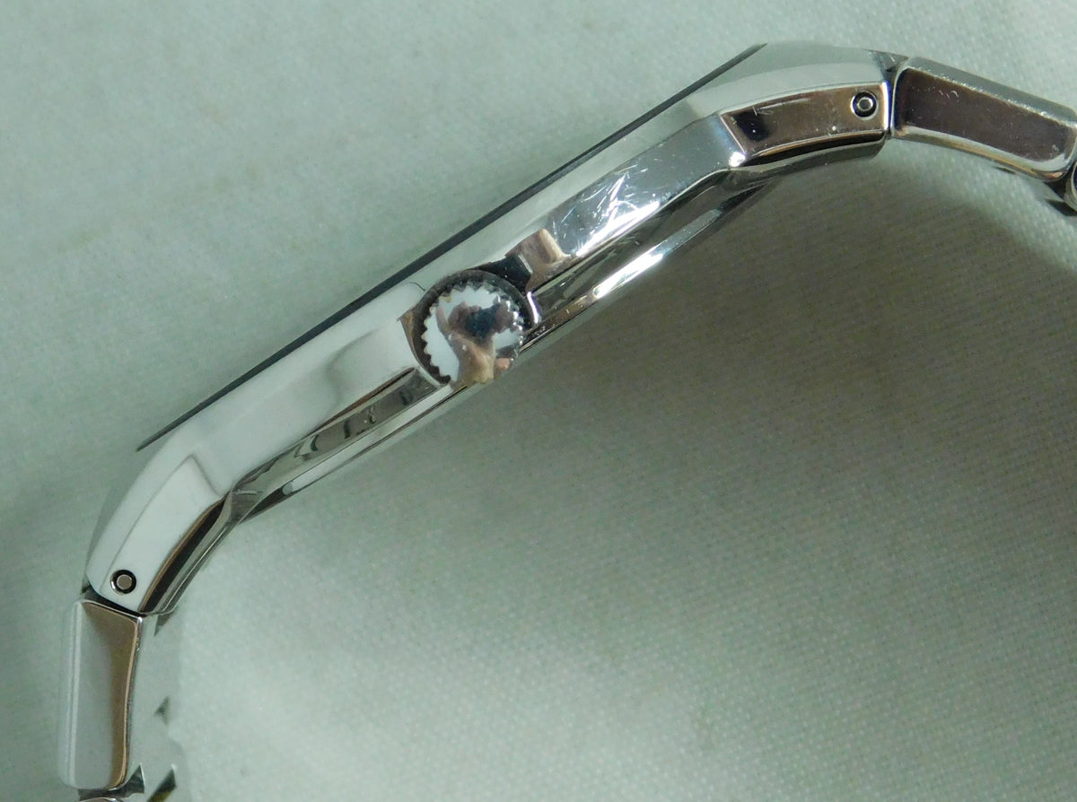 Slate Gray Movado Safiro Stainless Steel Black Dial 84G11885 Circa 2010's Mens Watch   38mm