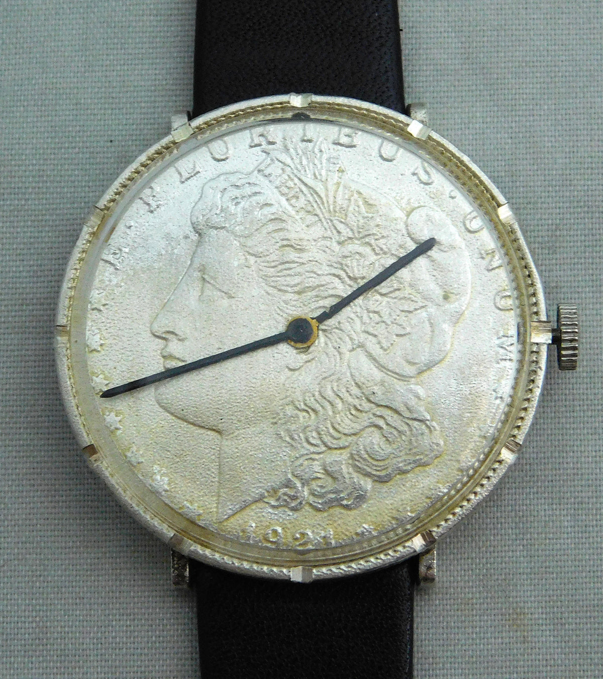 Light Slate Gray Morgan 1921 Silver Dollar Coin Watch Swiss 17 Jewel Manual Wind Movement Mens Watch   38mm