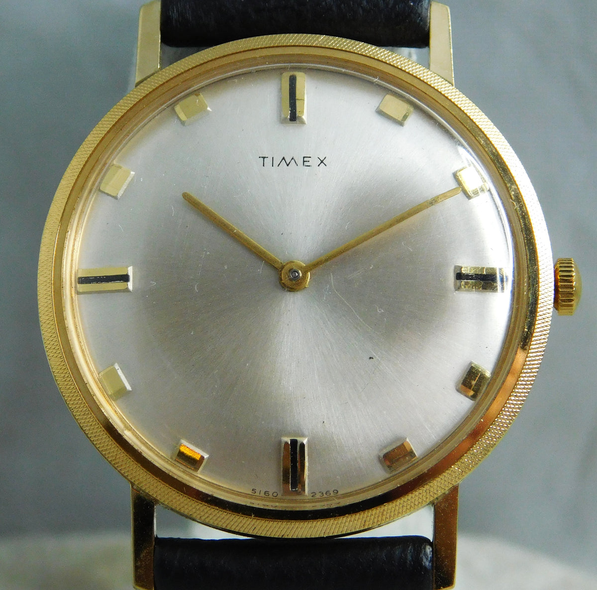 Timex Super Thin Vintage 1968 Manual Wind Silver Sunray Dial Mens Watch   34mm