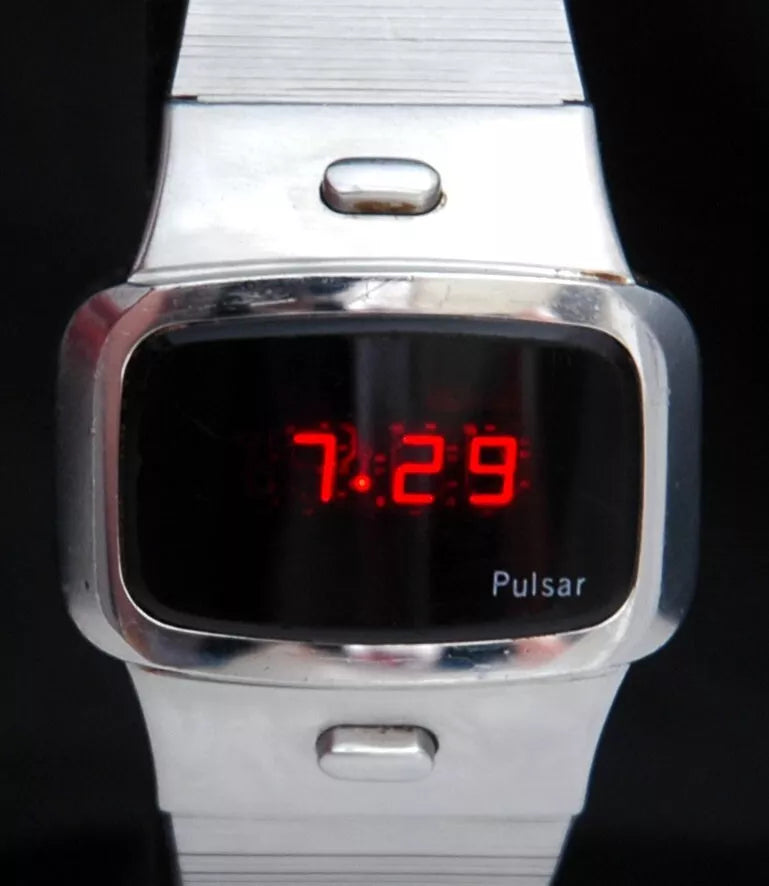 Black Pulsar Time Computer P4 Model 3408 Vintage 1975 SS Mens Dress Watch....33mm