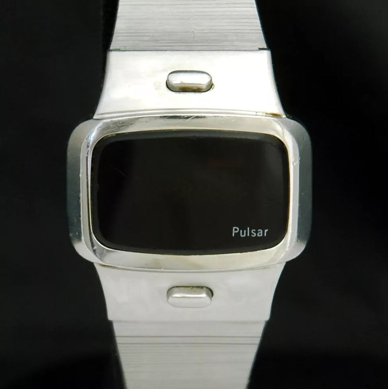 Black Pulsar Time Computer P4 Model 3408 Vintage 1975 SS Mens Dress Watch....33mm