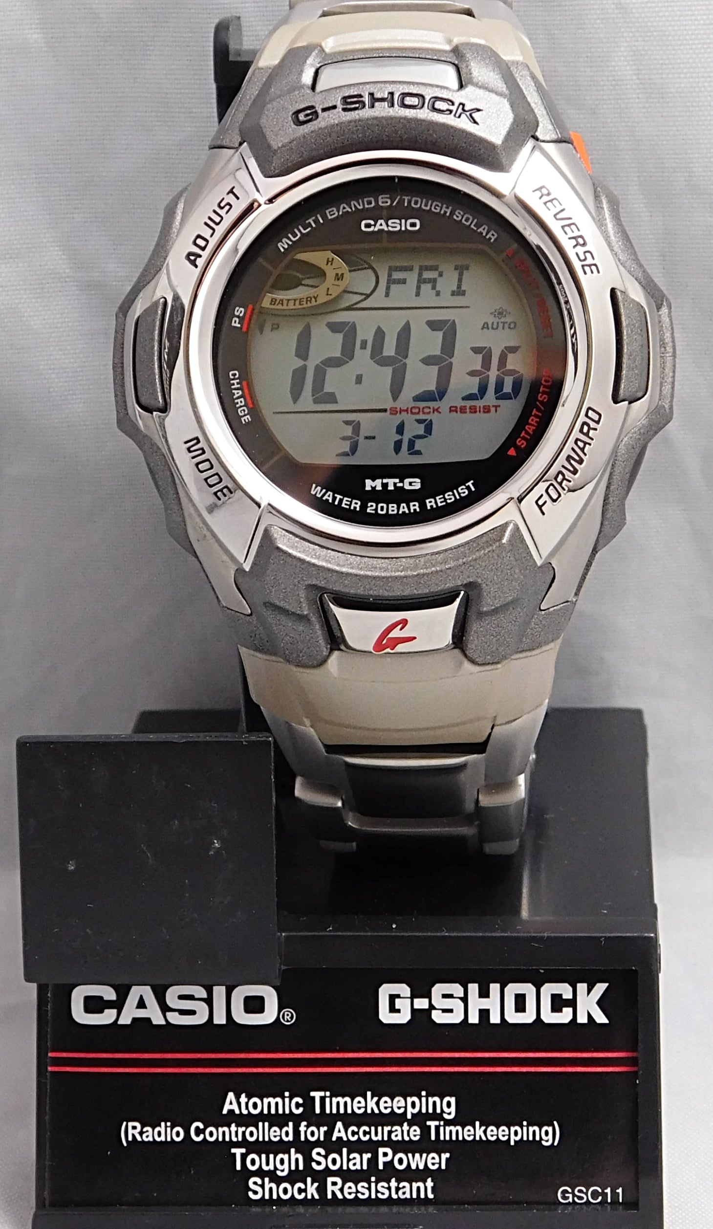 MTGM900DA-8, G-SHOCK: Solar Atomic Digital Watch