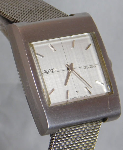 Slate Gray Seiko 2559-3010 Rare Vintage 1970 Stainless Steel Manual Wind Mens Watch....31mm