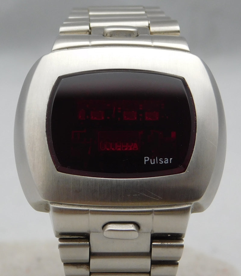 Dark Gray Pulsar Time Computer P4 Classic SS W/Original Bracelet Vintage 1970's Mens Watch