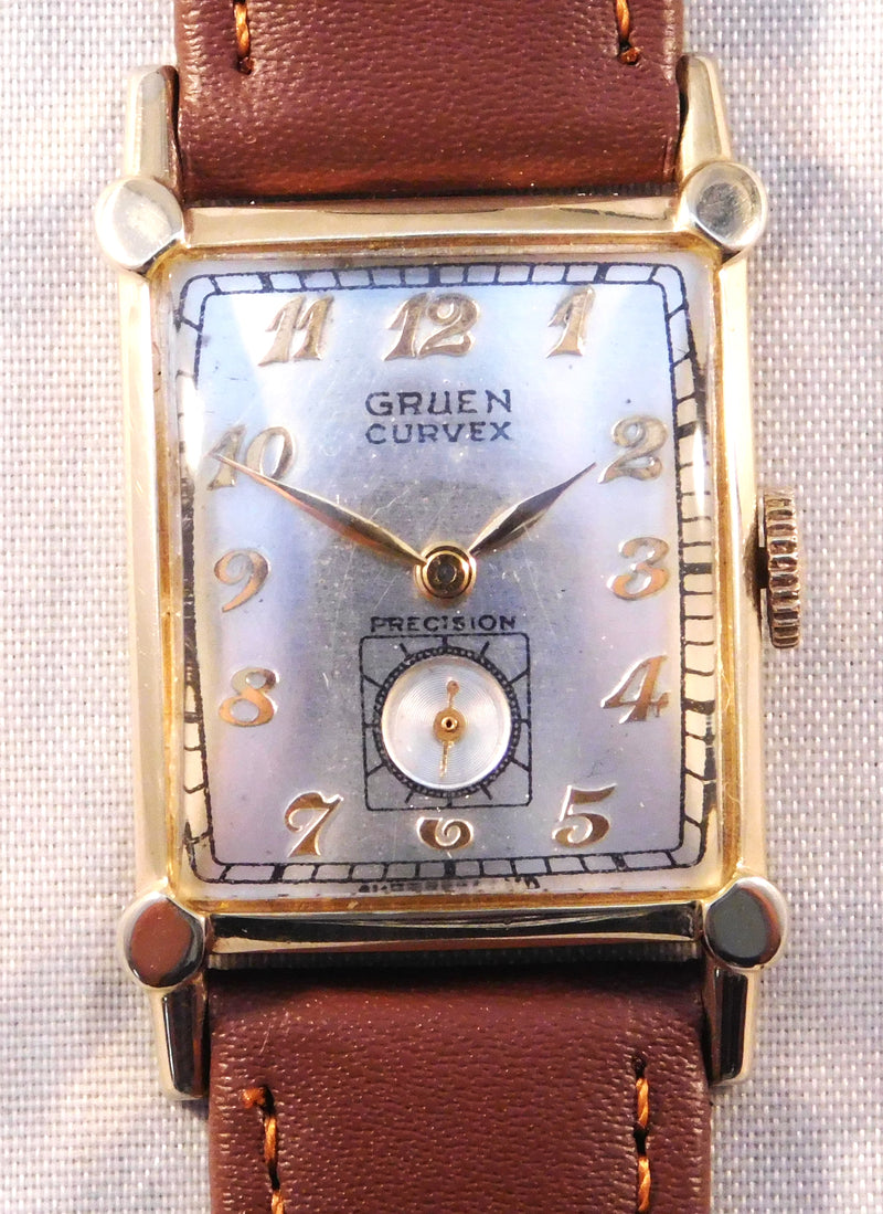 Light Gray Gruen Curvex Vintage 1940's Calibre 370 Serviced Manual Wind Mens Watch....24mm