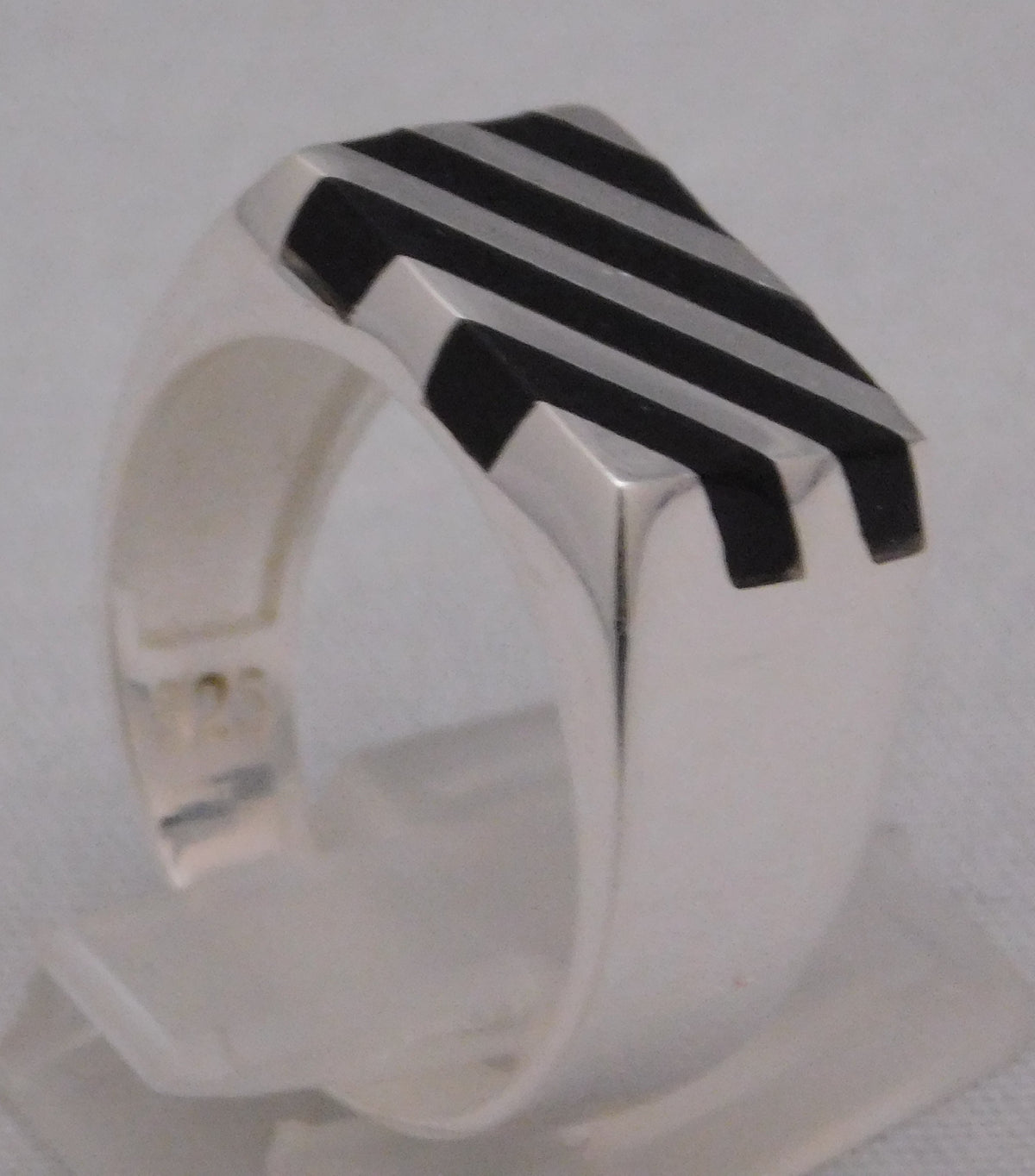 Dark Gray Sterling Silver .925 / Black Onyx Men or Women Ring....Size 9