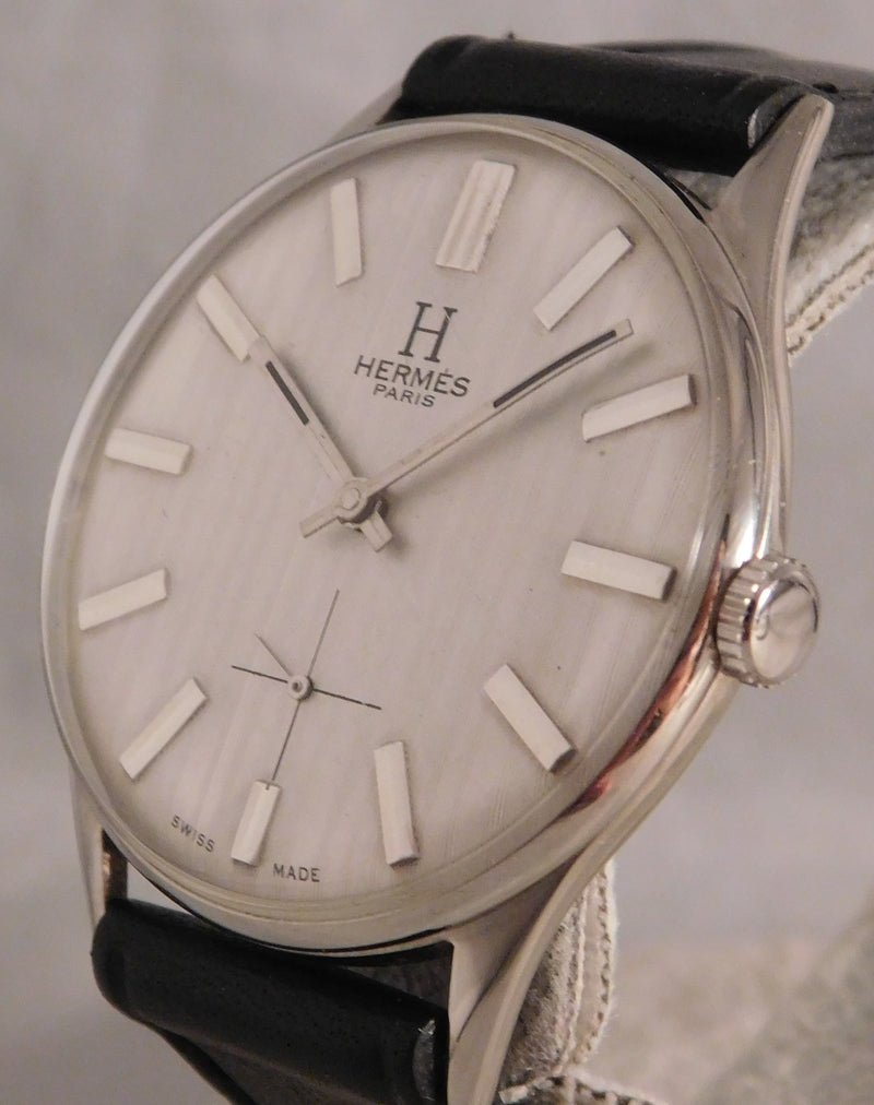 Rosy Brown Hermes Paris Classic Manual Wind Silver Dial Stainless Steel Mens Watch....35mm