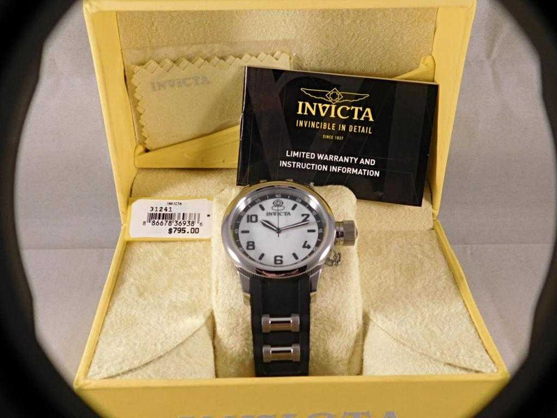 Dark Khaki Invicta Russian Diver Quartz Oyster Dial Stainless Steel/Silicone Strap....43mm