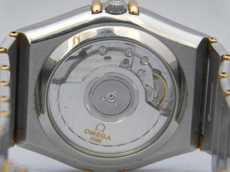 Light Slate Gray Omega Constellation Manhattan Vintage 1985 Automatic Chronometer 18k Solid Gold Half Bar/SS Mens Watch....35mm