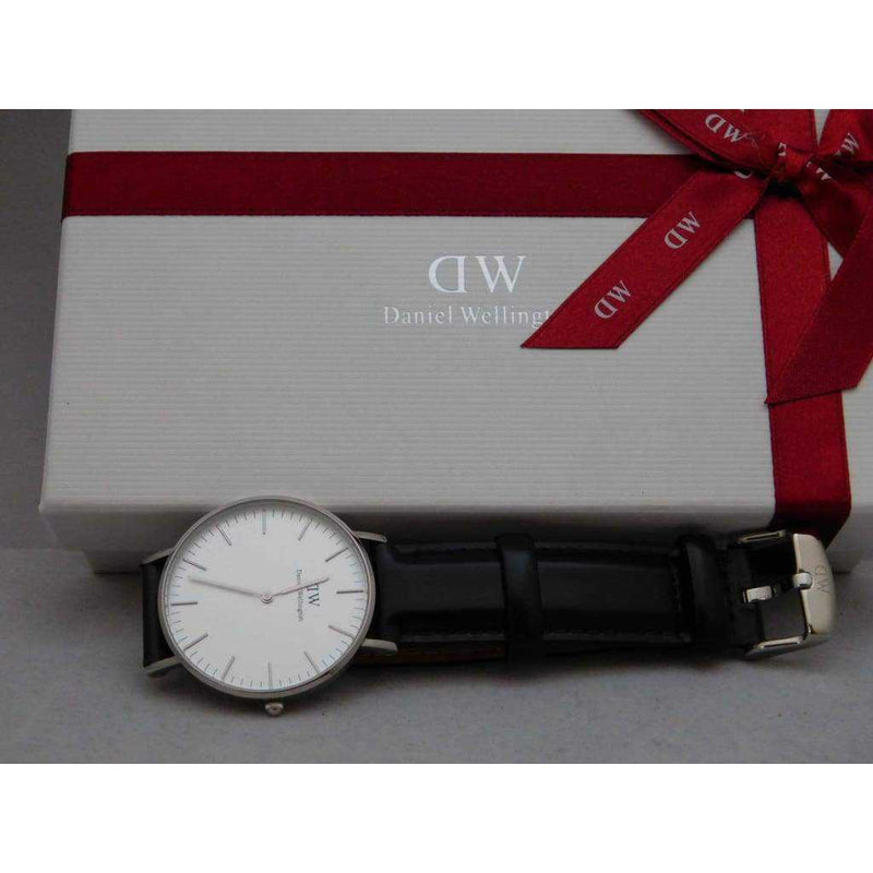 Read about the history of Daniel Wellington - Our Story | DW